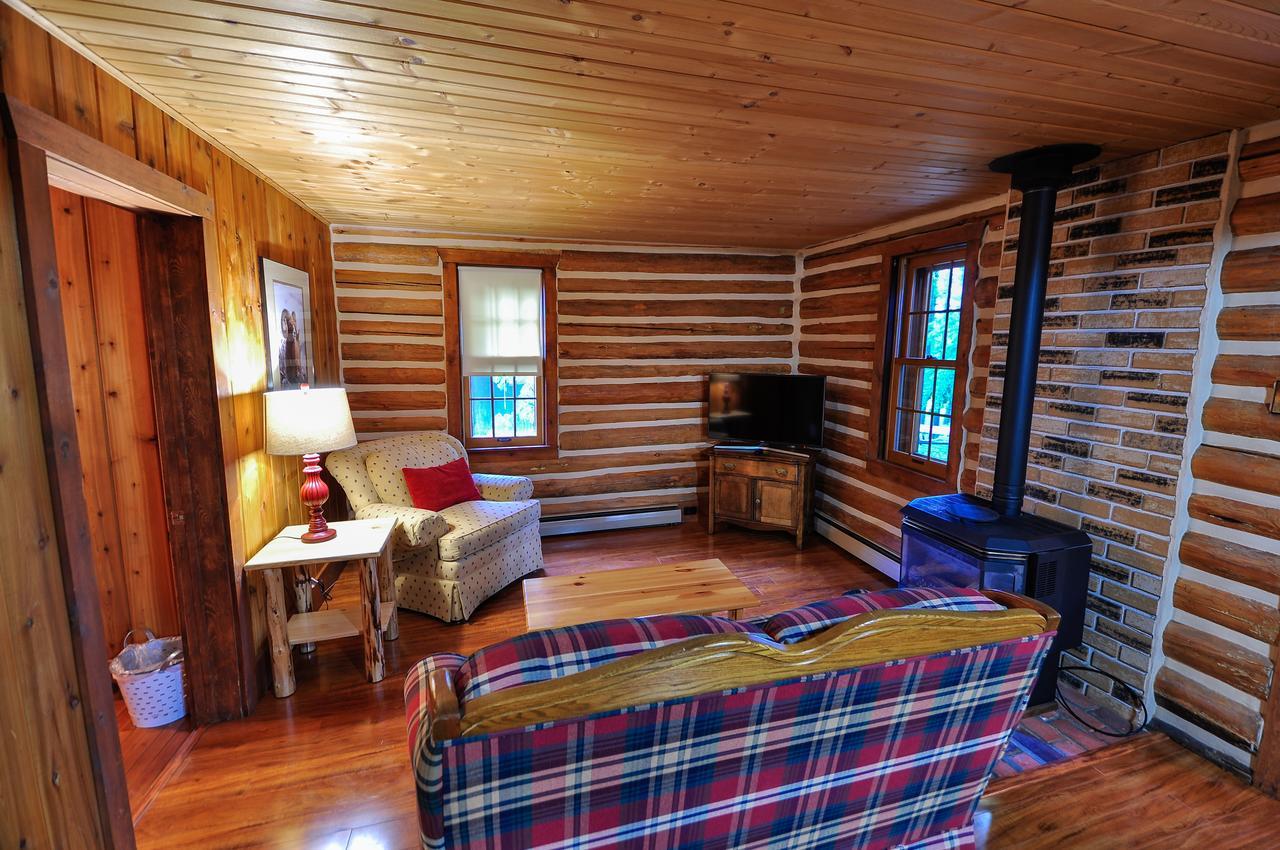 Glacier Homestead Coram Zewnętrze zdjęcie