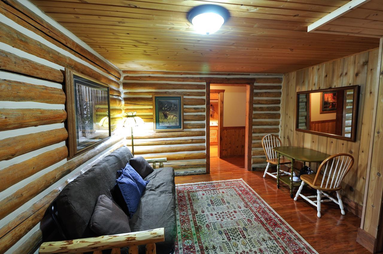 Glacier Homestead Coram Zewnętrze zdjęcie