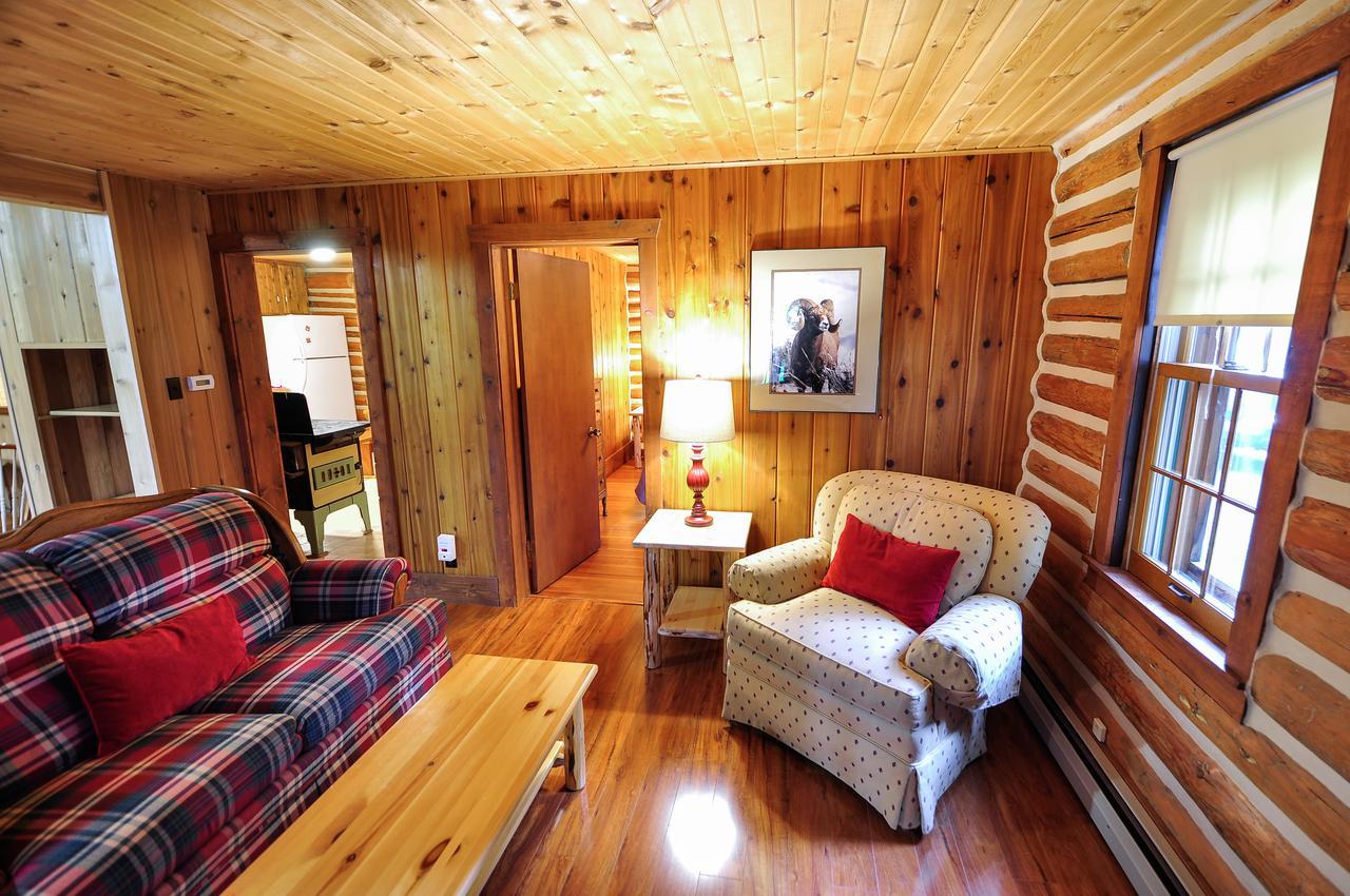 Glacier Homestead Coram Zewnętrze zdjęcie