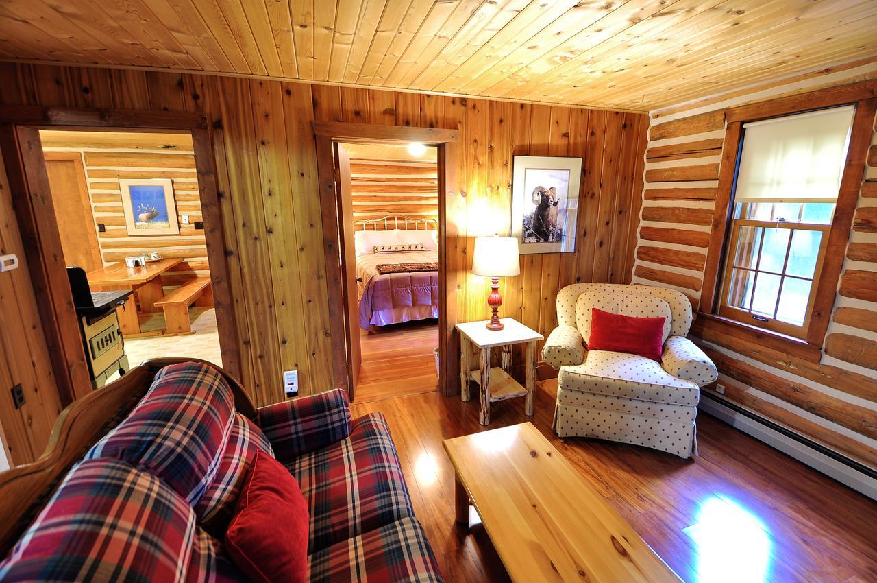 Glacier Homestead Coram Zewnętrze zdjęcie