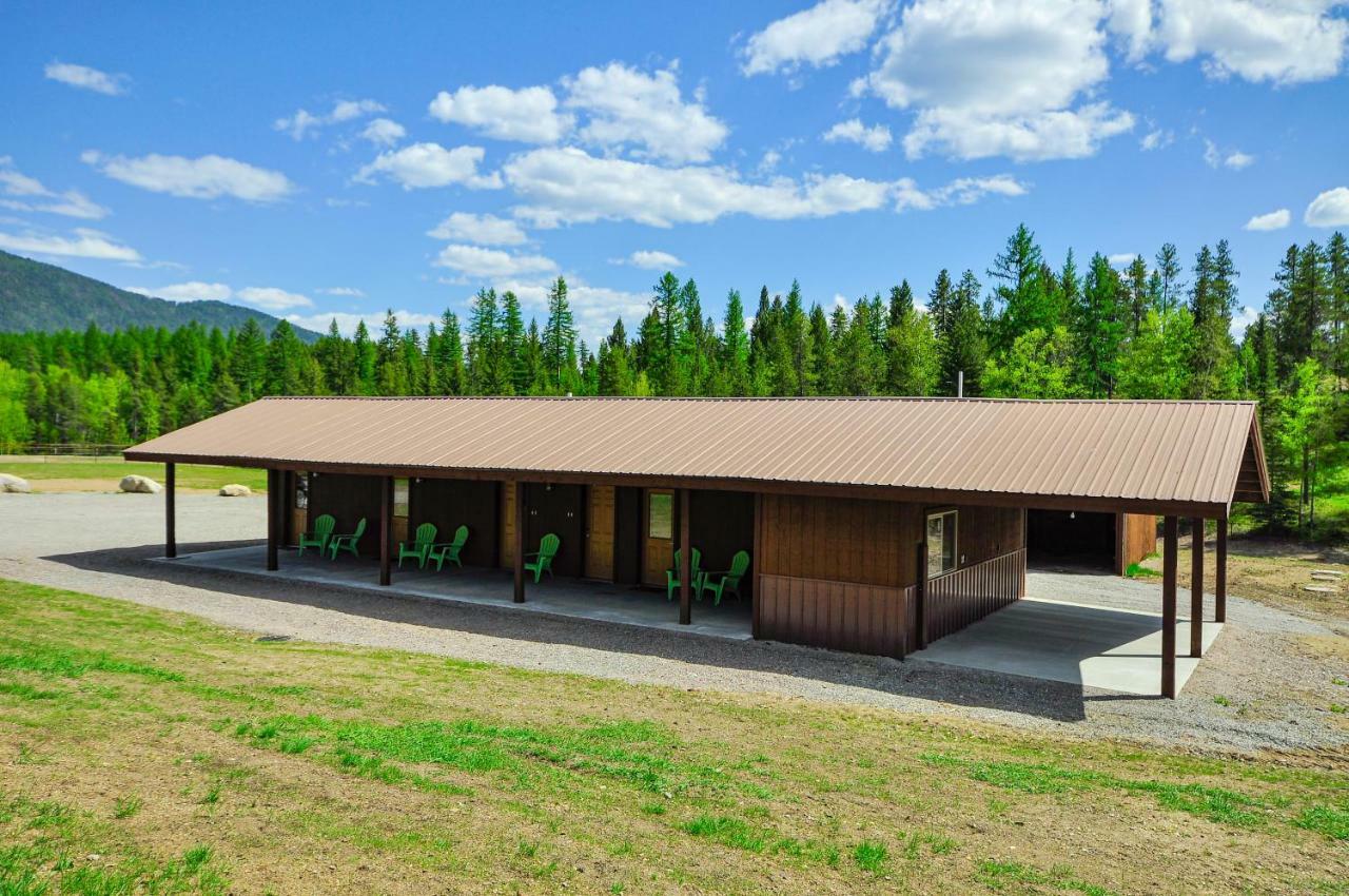Glacier Homestead Coram Zewnętrze zdjęcie